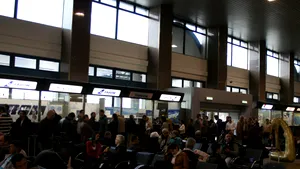 FOCUS: Agenţiile de turism vor să reprogrameze vacanţele anulate, nu să returneze banii turiştilor