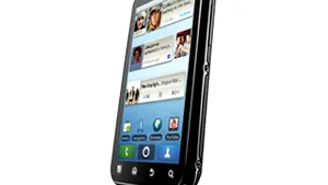 Noua generaţie de telefoane şi camere video : filmează sub apă şi chiar mult sub zero grade!