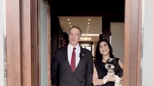 „Bună ziua!” Primul mesaj al ambasadorului SUA în România. Ce transmite și de cine este însoțit la București