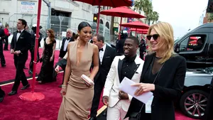 Actorul Kevin Hart, grav rănit după un accident de maşină. Ar putea fi supus unei operaţii de la coloană/ Prognosticul medicilor