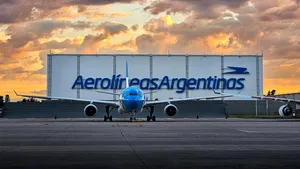 Argentina lansează o amplă reformă a aviaţiei în încercarea de a atrage companii aeriene străine