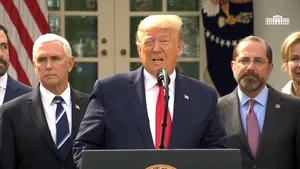 Donald Trump a decretat stare de urgenţă în SUA din cauza pandemiei. Reacţia burselor după discursul preşedintelui - VIDEO