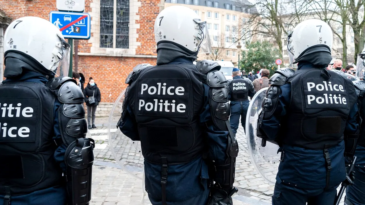 Confruntări între poliţie şi manifestanţi, în Bruxelles, din cauza confuziei privind un festival 