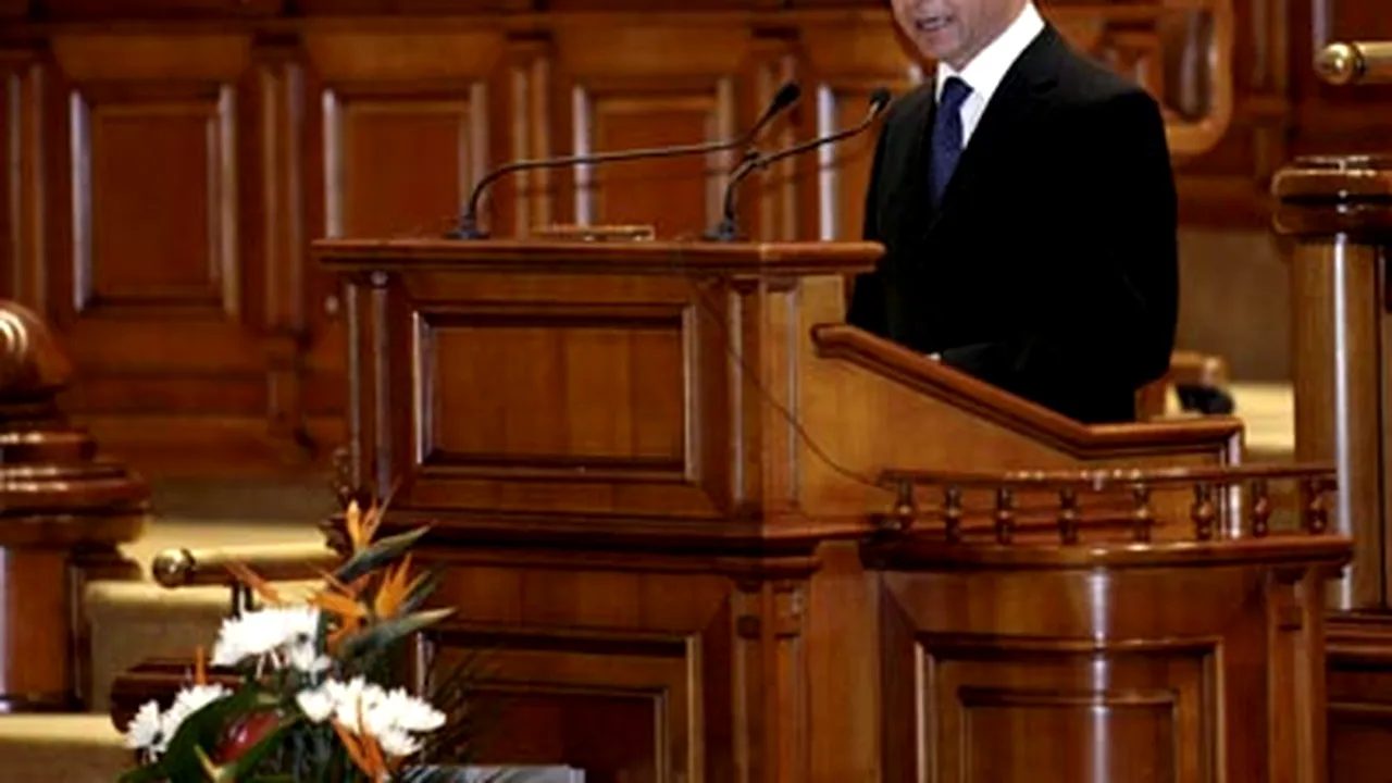 Băsescu: Angajamentul partidelor de eliminare a monitorizării pe justiţie a fost infirmat