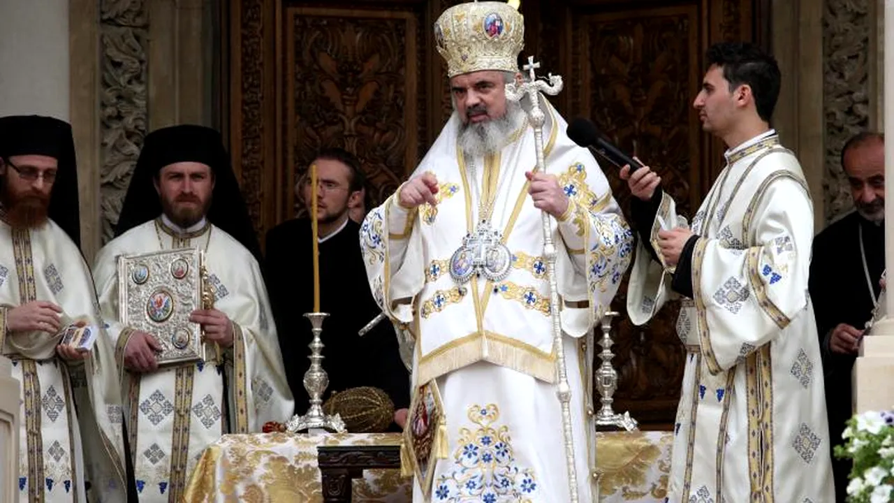 Răspunsul BOR la criticile lui Iohannis: Acordul Patriarhiei cu MAI, în consonanţă cu starea de urgenţă. Nu suntem o ţară creştinopată