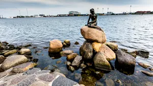 Mica Sirenă, cel mai cunoscut monument din Copenhaga, vandalizată: 