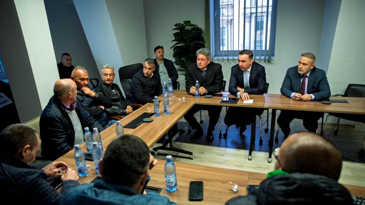 Bogdan Ivan s-a întâlnit cu reprezentanții angajaților Complexului Energetic Oltenia cu contracte pe durată determinată