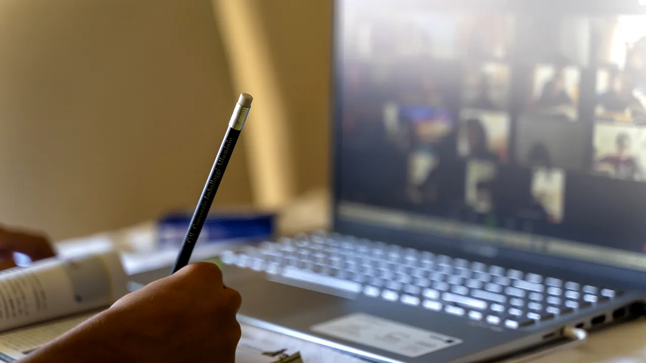 Sorin Cîmpeanu, despre educaţia online: „Nu e suficient să intri pe WhatsApp să transmiţi nişte prezentări”