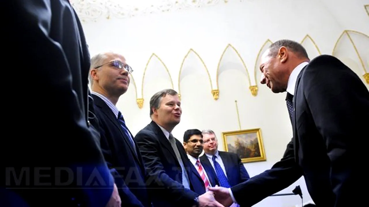Băsescu, la întâlnirea cu delegaţia FMI: 2015, ţintă de intrare în zona Euro