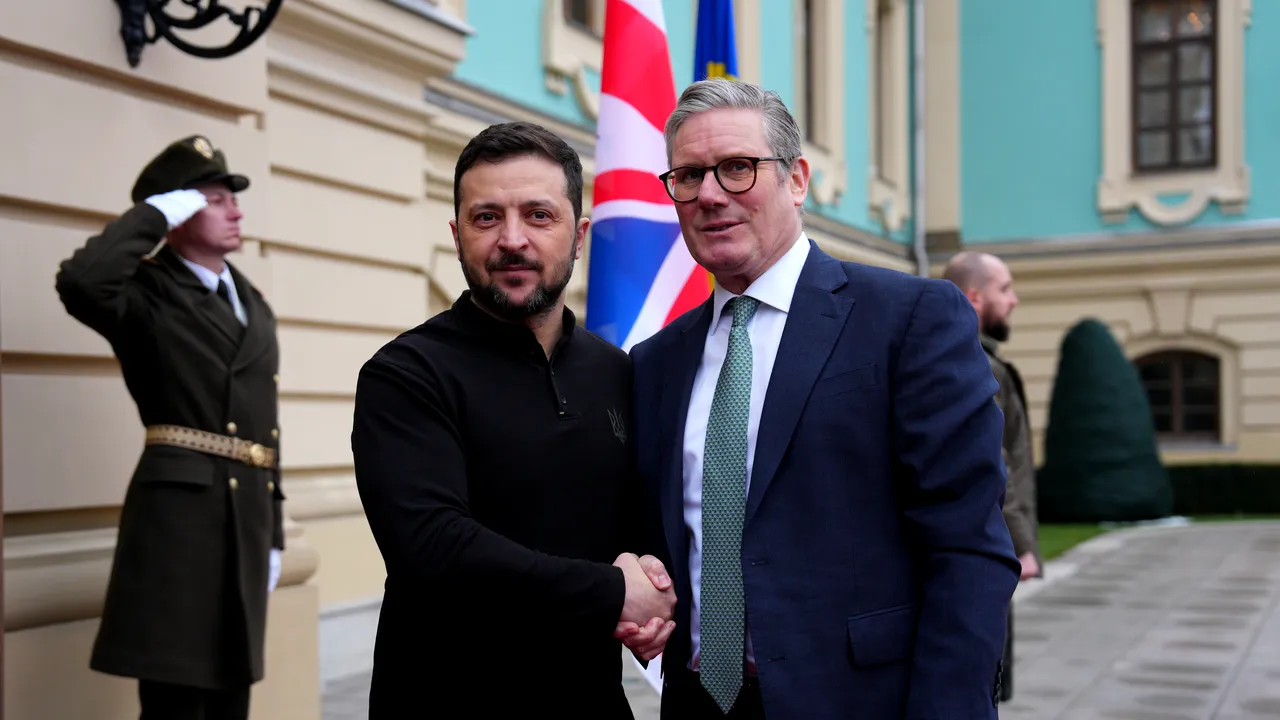 Premierul britanic, pregătit să trimită trupe pe teren în Ucraina pentru a proteja pacea