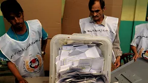 Comisia electorală din Afganistan nu confirmă victoria lui Hamid Karzai din primul tur