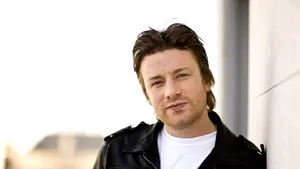 Jamie Oliver, idolul bucătarilor, criticat din cauza unor probleme de igienă în restaurantul său
