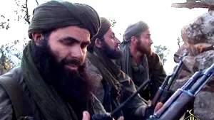 Franţa l-a ucis pe liderul al-Qaeda din nordul Africii. Un important membru ISIS a fost capturat