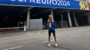 Un suporter a alergat 1.400 kilometri de la Bucureşti la München, pentru primul meci al României