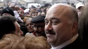Senatorul Cătălin Voicu are interdicţie de a părăsi Capitala