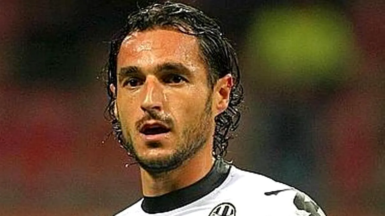 Fotbalistul Emanuele Pesoli a ieşit din greva foamei
