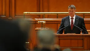 Primul discurs al preşedintelui Klaus Iohannis în Parlament: Să renunţăm la populism şi electoralism