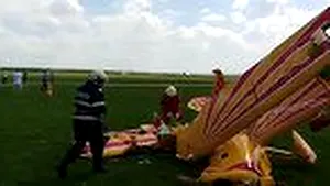 UPDATE: Suceava: Show-ul aerian a fost anulat după accident. Portretul pilotului mort, pus pe fiecare avion