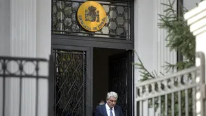 Atacul de pe La Rambla. Lideri politici şi şefi de instituţii au semnat în cartea de condoleanţe deschisă la Ambasada Spaniei. Tudose: Dacă familia românului rănit doreşte să fie tratat în România, 