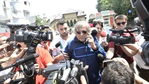 Avocatul lui Ilie Năstase: Medicul a eliberat o act care constată leziuni la spate şi la încheieturi