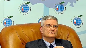 Dăianu:Tăierea costurilor poate fi lozul câştigător pentru a evita intrarea în incapacitate de plată