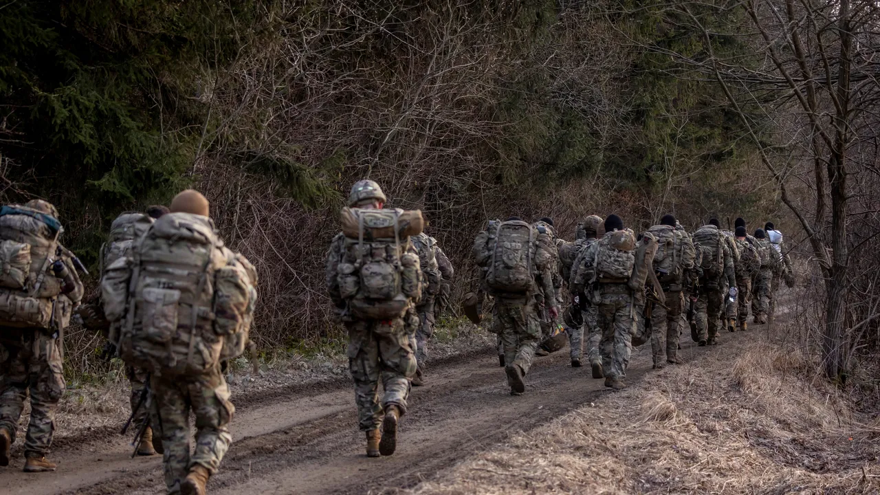 Administraţia de la Kiev susţine că nu sunt militari din ţări NATO pe teritoriul Ucrainei