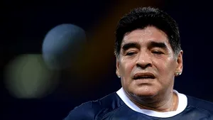 Maradona, filmat în timp ce îşi loveşte fosta logodnică - FOTO, VIDEO