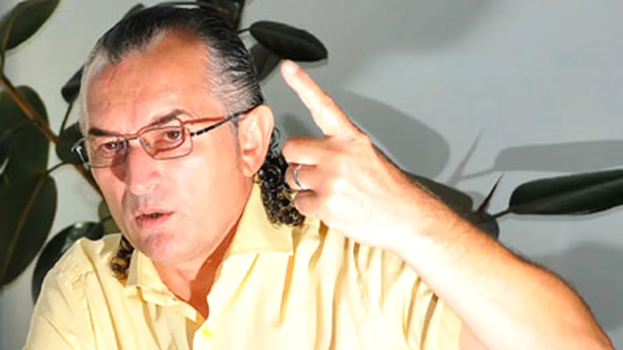 Miron Cozma, reclamat la Poliţie de o şoferiţă