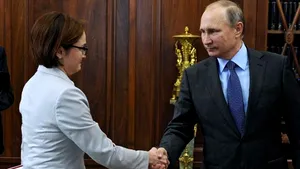 Rusia, numărătoarea inversă până la prăbuşirea economică. Cum a reuşit guvernatoarea să salveze rubla