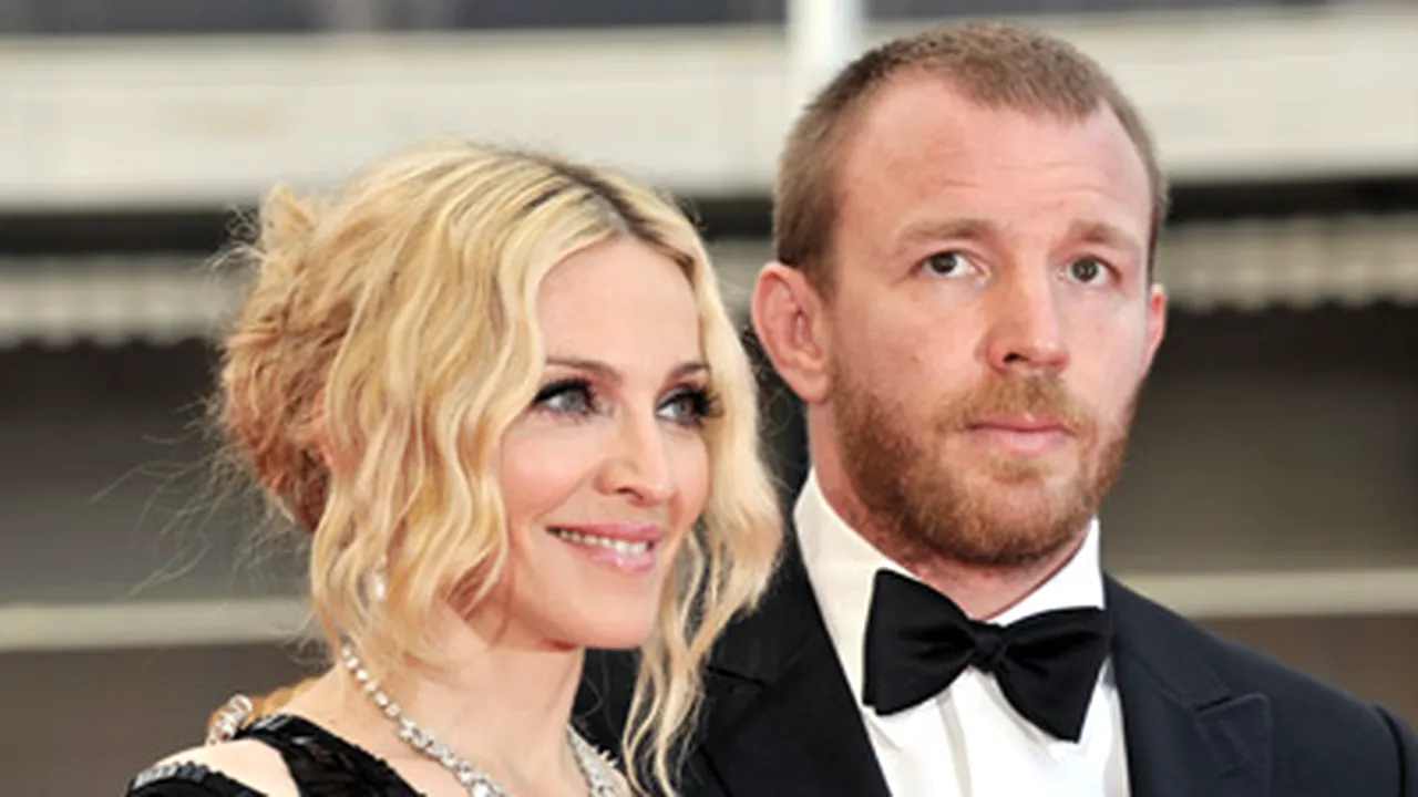 Madonna nu divorţează de Guy Ritchie (GALERIE FOTO)