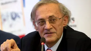 Vasile Astărăstoae a demisionat de la conducerea Colegiului Medicilor din România