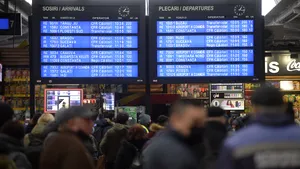Grevă la CFR: Peste 100 de trenuri afectate. Întârzieri de sute de minute / UPDATE: Reacţia lui Grindeanu