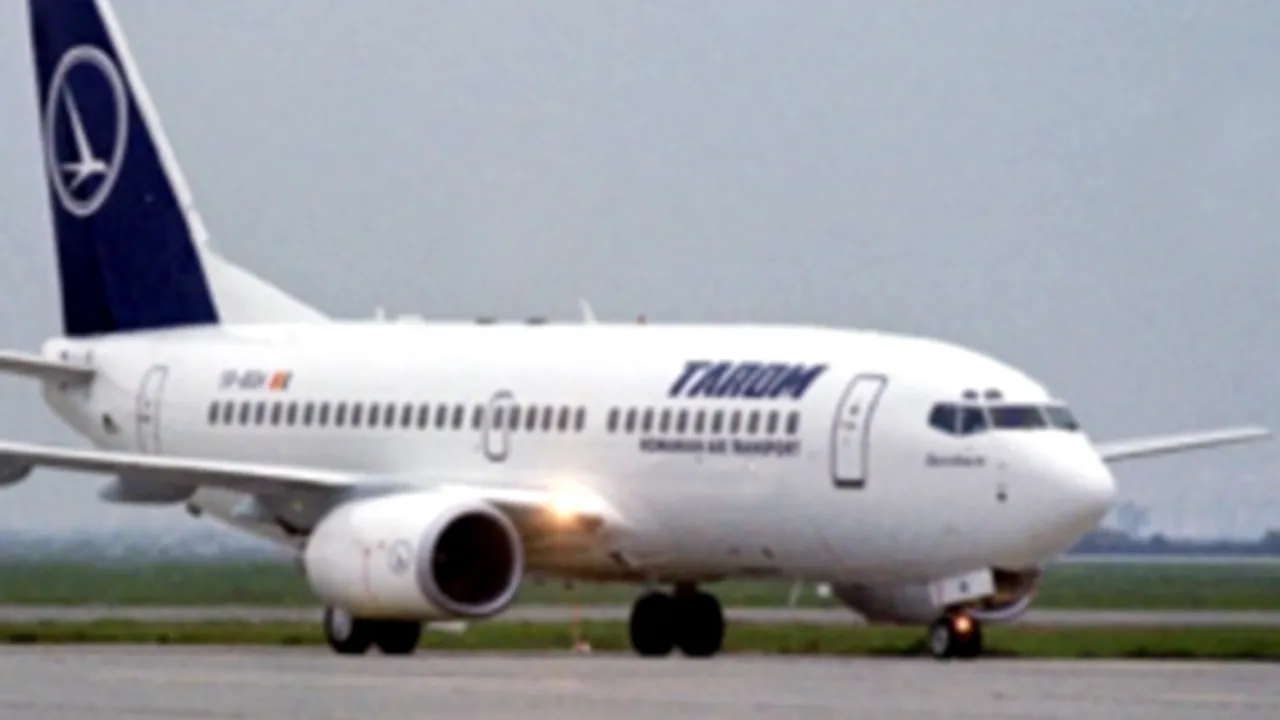Tarom a anulat 70 de curse programate pentru duminică şi luni
