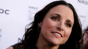 Julia Louis-Dreyfus, celebră pentru rolul din „Seinfeld”, a obţinut ordin de restricţie împotriva unei femei. Cum a fost ameninţată actriţa