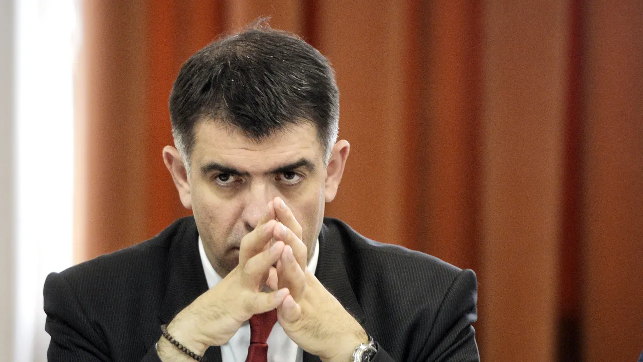 CCR amână pentru 22 octombrie pronunţarea pe sesizarea lui Robert Cazanciuc