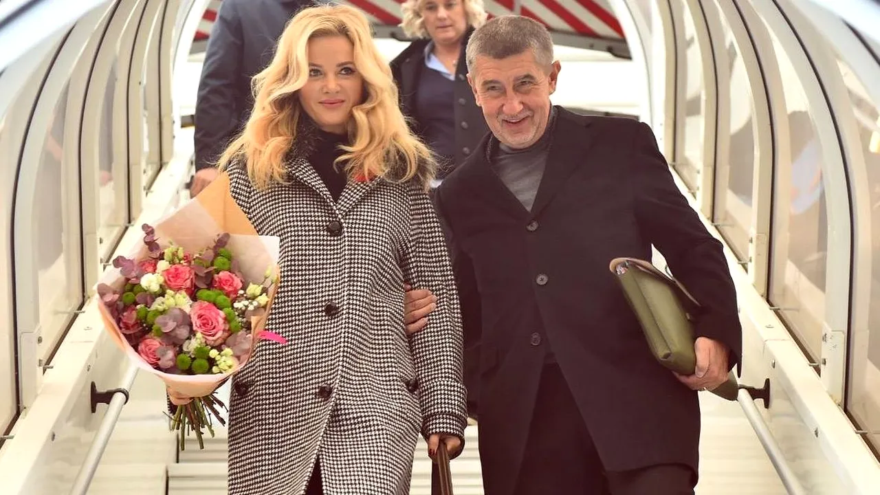 Proteste masive în Cehia. Sute de mii de persoane au cerut demisia premierului Andrej Babis