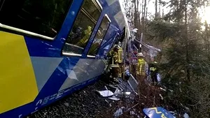 ACCIDENTUL FEROVIAR din Germania: Trenurile intrate în coliziune erau ale unui grup francez. Conducerea, 