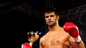 Victorii pe linie pentru români la Gala Local Kombat de la Drobeta-Turnu Severin