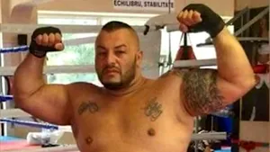 Bebino, şeful Clanului Sportivilor, reţinut în urma răfuielii din Capitală. A fost tăiat pe aproape tot corpul, iar un deget i-a fost amputat