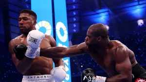 Anthony Joshua a fost învins de Daniel Dubois în lupta pentru titlul mondial IBF la categoria grea