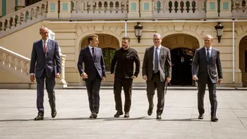 EXTERNE Garanțiile de securitate ale Ucrainei trebuie să includă „o forță multinațională”