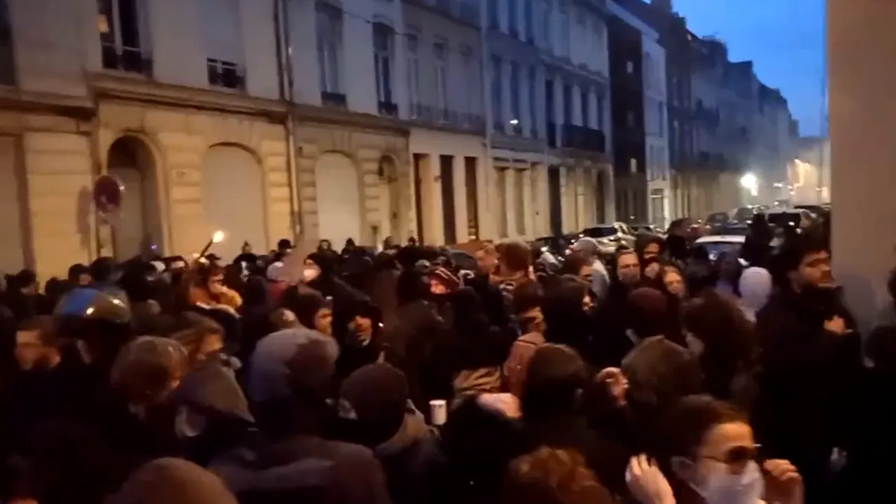 Noi proteste împotriva legii pensiilor din Franţa vor fi organizate în 6 iunie