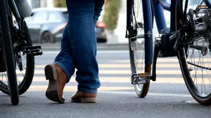 „Petrecere de pietoni”. Străzile unui oraş din România vor fi închise pentru maşini