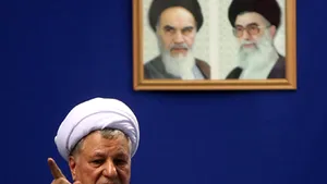 Iran: Fostul preşedinte reformist Rafsandjani, criticat dur de presa conservatoare