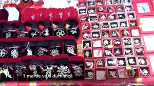 Cum ne ferim de COVID-19 de 1 martie: Dăm numai florile, fără să ne pupăm