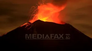 Zboruri anulate în capitala Mexicului din cauza cenuşii vulcanice