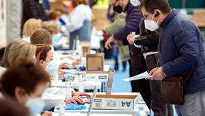 Testare in masă într-un oras din Spania: 70% din populaţie e infectată cu SARS-CoV-2