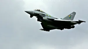 Coaliţia condusă de Arabia Saudită şi-a încheiat campania aeriană în Yemen