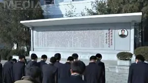 O carte de condoleanţe în memoria lui Kim Jong-il va fi deschisă marţi, la Bucureşti