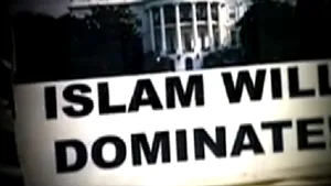 Steagul ISLAMULUI, arborat deasupra Casei Albe. Aşa îşi antrenează armata americană soldaţii antiterorism? - VIDEO
